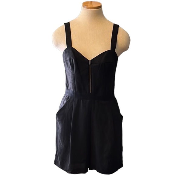 Milly Zipper Romper, size 4 - Picture 8 of 14